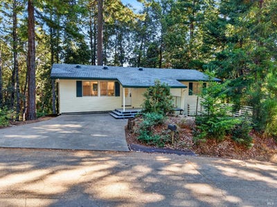 /international/us/27171-bear-drive-willits-ca-110110422364/