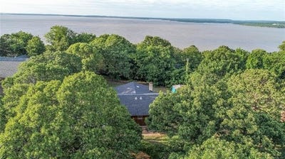 /international/us/1614-sherwood-road-eufaula-ok-110106764757/
