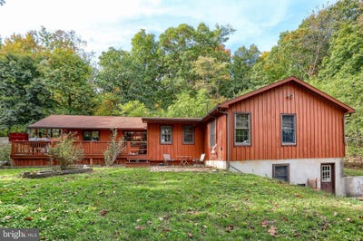 /international/us/1385-germantown-road-blain-pa-110120412339/