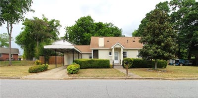 /international/us/1902-16th-place-phenix-city-al-110107586682/