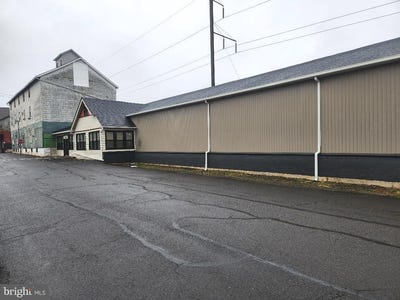 /international/us/1060-greeley-ivyland-pa-110106619354/