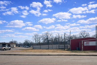 /international/us/301-w-12th-street-ada-ok-110106532258/