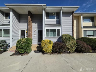 /international/us/11-q-quincy-circle-south-brunswick-nj-110120464295/