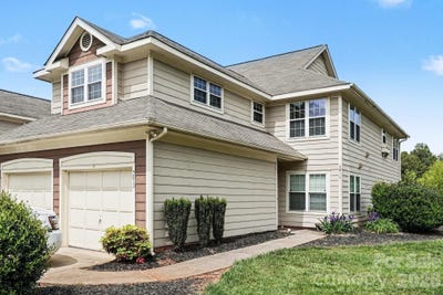 /international/us/5813-amity-springs-drive-charlotte-nc-110107399505/