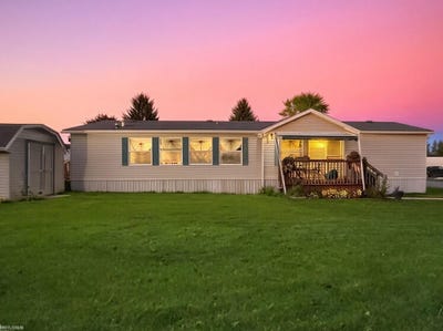 /international/us/3684-hawthorne-street-clarkston-mi-110120466516/