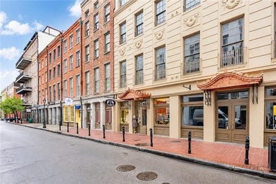 /international/us/220-decatur-street-new-orleans-la-110119961555/