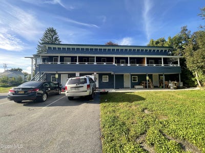 /international/us/3-5th-street-corinth-ny-110120113133/
