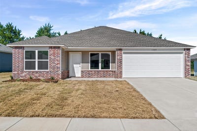 /international/us/1305-manor-oaks-boulevard-searcy-ar-110119757972/