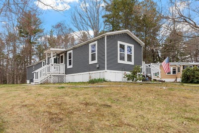 /international/us/70-hemlock-haven-hampton-nh-110107700688/