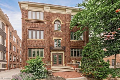 /international/us/2725-hampshire-road-cleveland-heights-oh-110108253908/