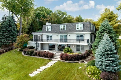 /international/us/356-forest-avenue-green-lake-wi-110097110059/