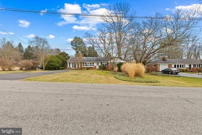 /international/us/8419-high-ridge-road-ellicott-city-md-110107872042/