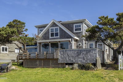 /international/us/150-w-1st-street-yachats-or-110108297122/
