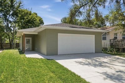 /international/us/106-osage-street-council-bluffs-ia-110120626184/