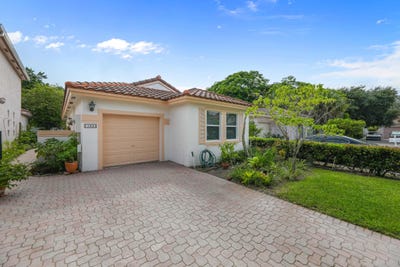 /international/us/160-nw-75th-way-plantation-fl-110100089366/