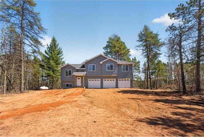 /international/us/7954-natalies-way-willow-river-mn-110107804236/