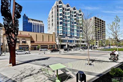 /international/us/199-n-capitol-blvd-boise-id-110107313884/