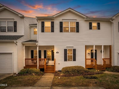 /international/us/316-misty-groves-circle-morrisville-nc-110105999922/