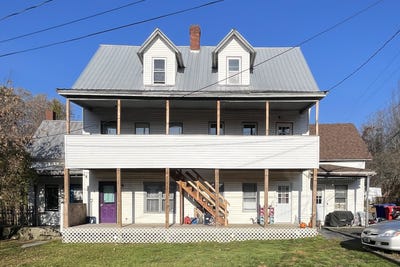 /international/us/8-lucia-street-barre-town-vt-110095418840/