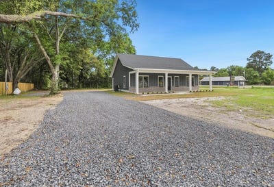 /international/us/4055-byrnes-drive-saint-stephen-sc-110105867944/