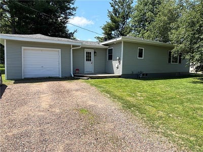 /international/us/1104-lee-street-rice-lake-wi-110100449544/
