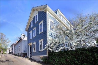 /international/us/75-mary-street-newport-ri-110100091425/