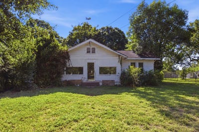 /international/us/3505-s-main-street-anderson-sc-110120114899/