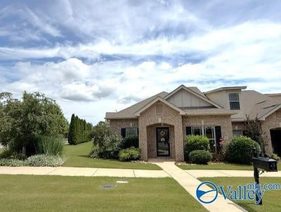/international/us/20-cypress-garden-avenue-huntsville-al-110108908105/