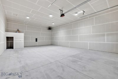 /international/us/1300-happy-lane-unit-2-belgrade-mt-110096574715/