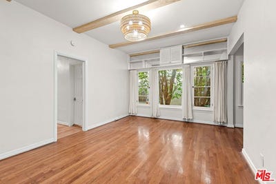/international/us/340-n-oakhurst-dr-beverly-hills-ca-110108352184/