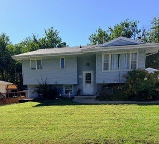 /international/us/305-n-10th-street-indianola-ia-110120137506/