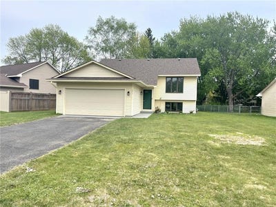 /international/us/3914-westbury-trail-eagan-mn-110108124881/
