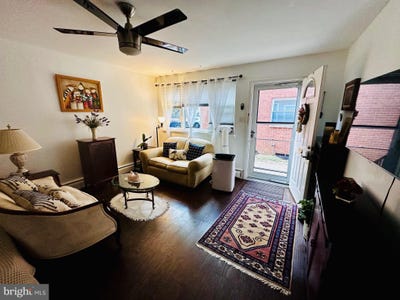 /international/us/230-e-evesham-road-glendora-nj-110106815111/