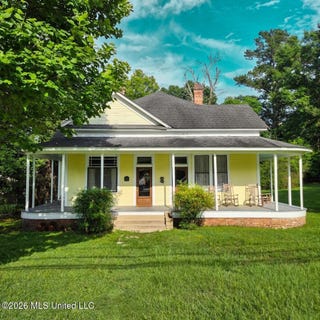 /international/us/304-s-main-street-newton-ms-110108342071/