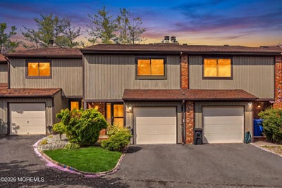 /international/us/20-arrowsmith-court-matawan-nj-110107511503/