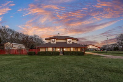 /international/us/13550-county-road-2919-eustace-tx-110106055167/