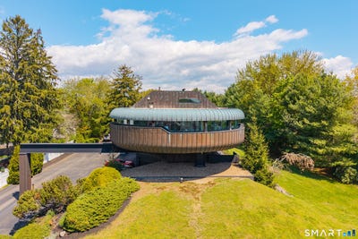 /international/us/446-whitfield-street-guilford-ct-110107953199/