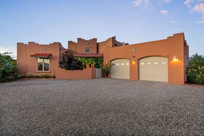 /international/us/53-private-drive-medanales-nm-110101421082/