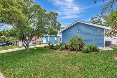 /international/us/220-normandy-circle-w-palm-harbor-fl-110107433500/