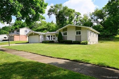 /international/us/24136-twin-valley-court-farmington-mi-110108741724/
