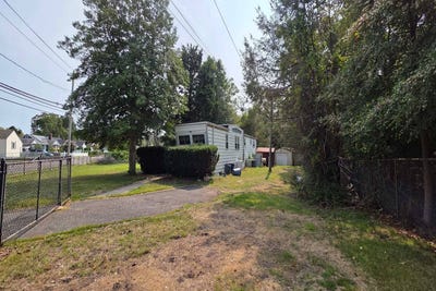 /international/us/660-northville-tpke-riverhead-ny-110102195999/