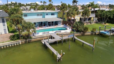 /international/us/225-116th-avenue-treasure-island-fl-110110200128/