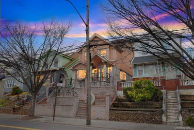/international/us/9429-park-lane-s-woodhaven-ny-110106498343/
