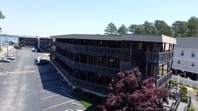 /international/us/315-lake-place-condo-drive-white-lake-nc-110084364795/