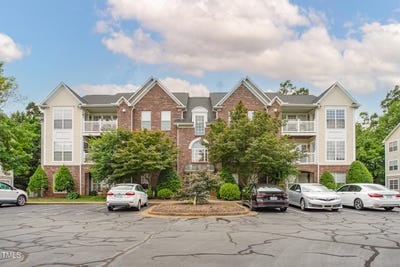 /international/us/2223-delaney-drive-burlington-nc-110100848981/