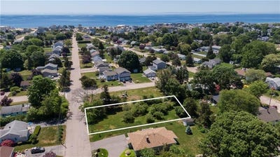 /international/us/56-fishermans-avenue-westerly-ri-110110323187/
