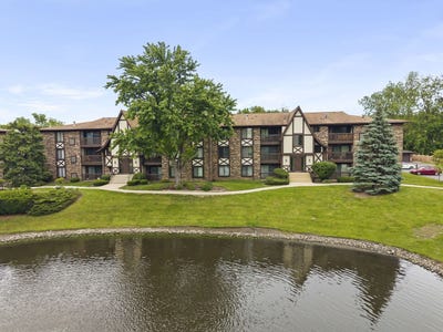/international/us/525-cumnor-road-westmont-il-110108360619/
