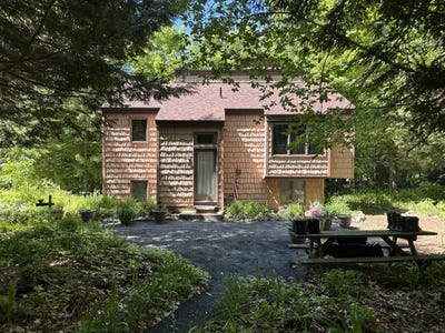 /international/us/11-tamarac-drive-tupper-lake-ny-110108751099/