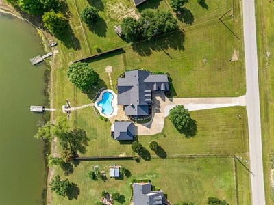 /international/us/1165-brent-avenue-terrell-tx-110107884706/