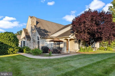 /international/us/319-starflower-lane-langhorne-pa-110108912519/